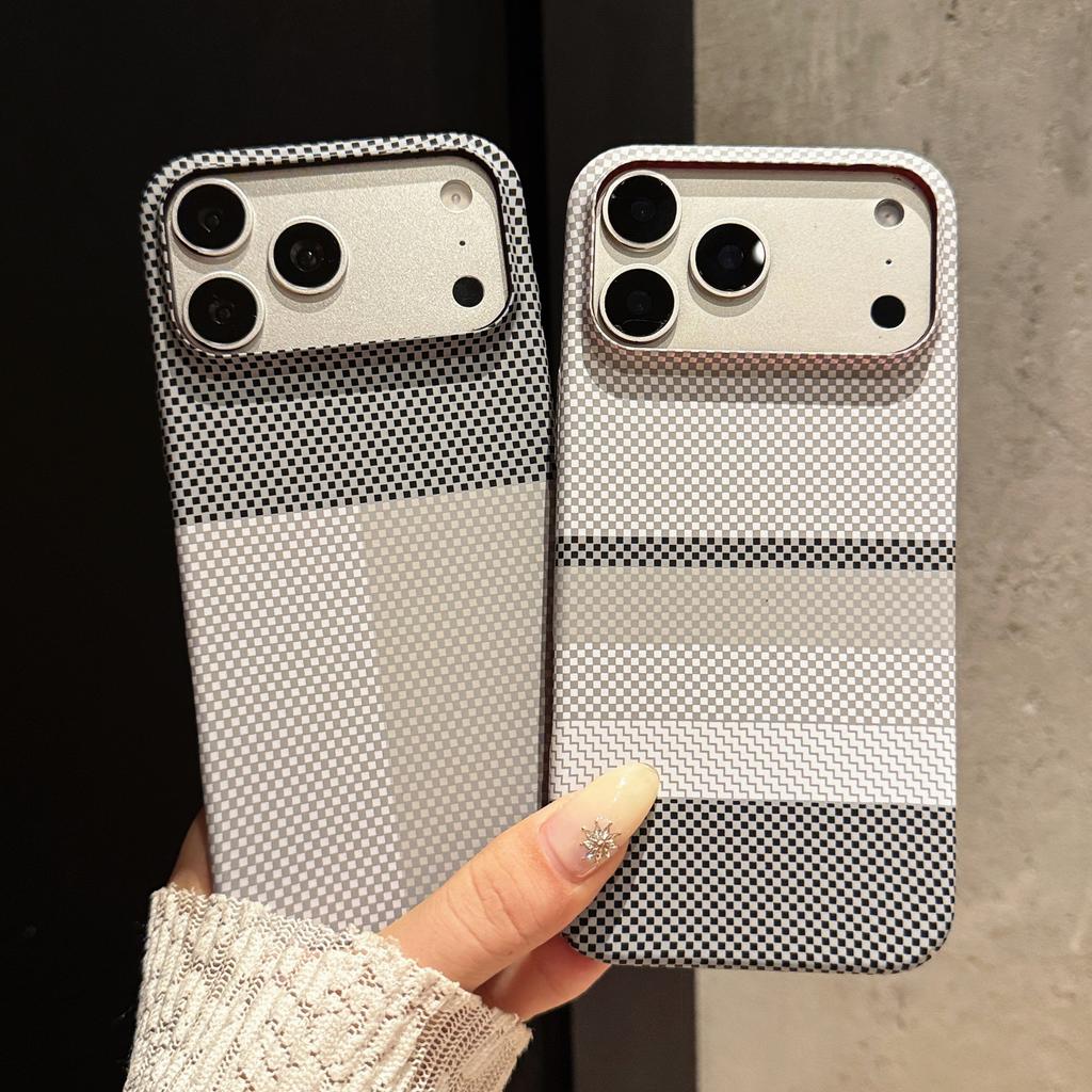 Applicable to iPhone17promax Kevlar plaid mobile phone case Apple 16 ultra-thin carbon fiber skin feel 15 protective case
