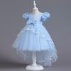 Dívčí plesové šaty s vlečkou; šaty pro princeznu družičky; šaty s nabíranou sukní a krajkovým lemem
