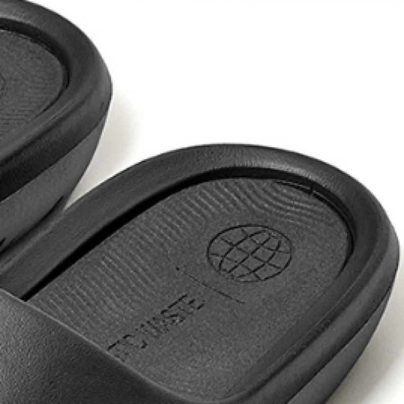 Adidas Free Returns   Adikane Slide   Black Hq9915