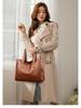 2025 Trendy Large Capacity Women's Tote: Fashionable, Versatile Handbag for Commute or Single Shoulder Wear