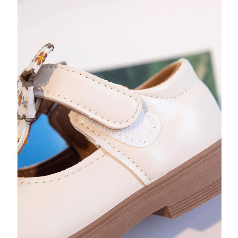 New Spring and Autumn Fashion Lace Girls Comfortable Soft-soled Leather Shoes
