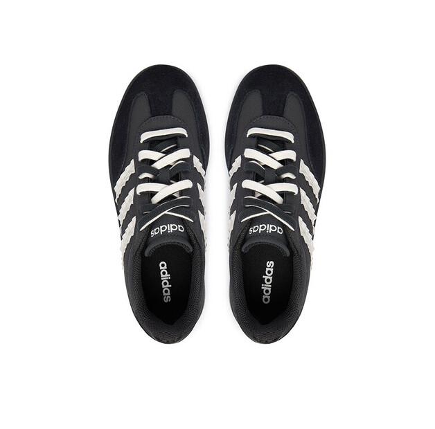 Кроссовки adidas Barreda