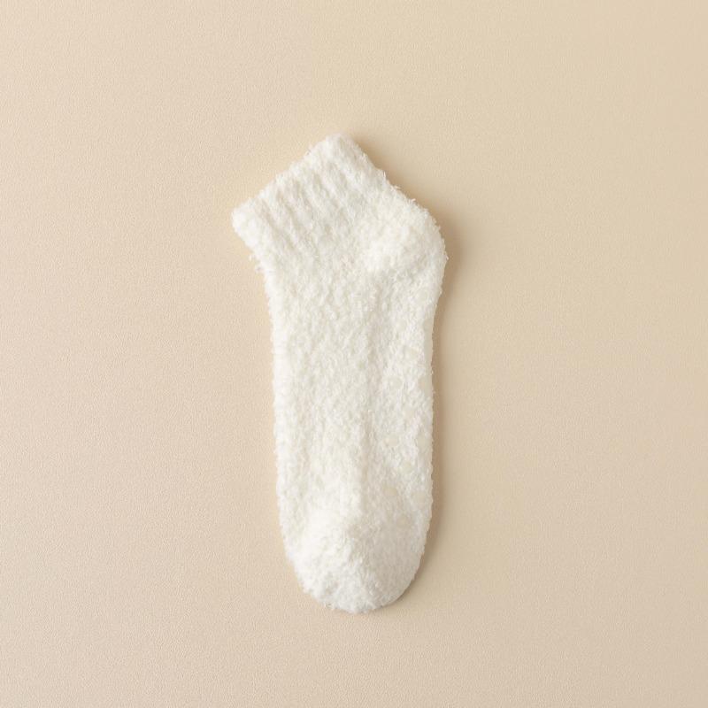 Winter Padded and Thickly Insulated Warm Ladies' Socks with Glue-attached Anti-slip Floor Sole, Simple Solid-color Coral-fiber Mid-calf Socks
