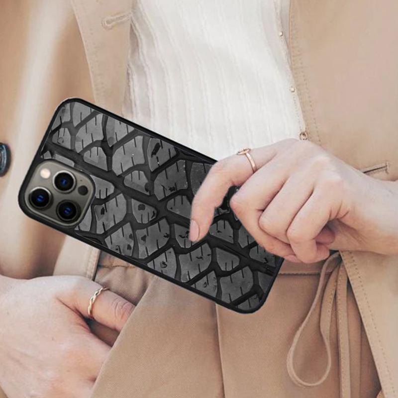 

Black Tire Tyre Tread Texture Magnetic Phone Case For APPLE iPhone 17 Air 16 14 13 12 Pro Max 15 Plus Wireless MagSafe Cover iPhone 14