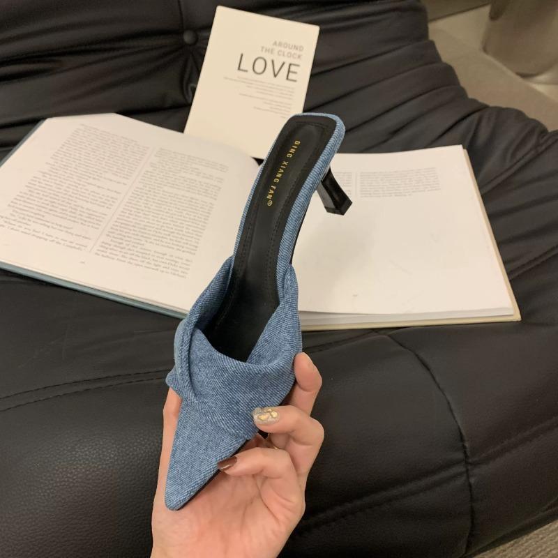 Fashion New Summer Fashion Low Thin Heels Women Slippers Gladiator Sandals Cozy Patent Leather Pointed Toe Slip-On Slides Shoes Mules