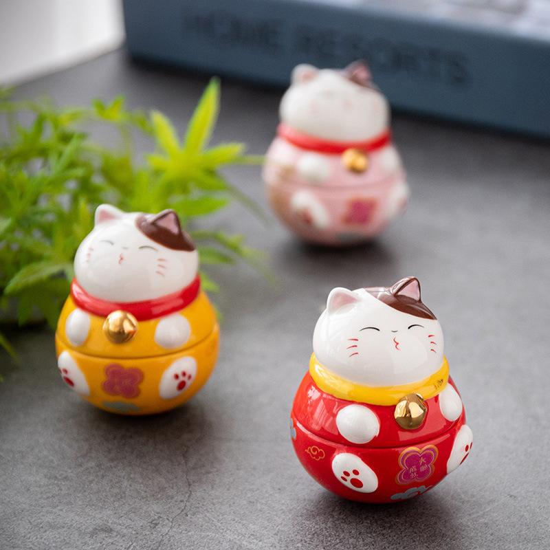 Japonský keramický hrnek pro štěstí Kočka Daruma řemesla Kreslené ozdoby Kočka pro štěstí Krajina Domácí dekorace Soška Kočky pro štěstí Figurky