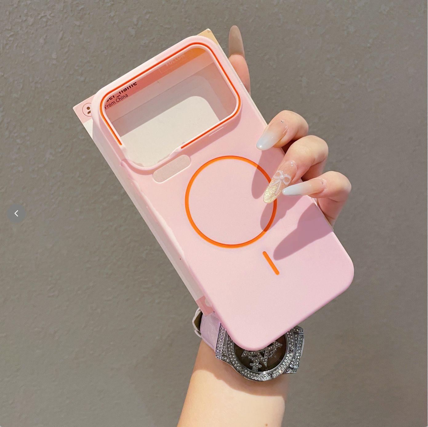 

Applicable to Xiaomi 17promax contrasting skin feel magnetic phone case 17pro soft shell matte two-color 15 protective case xiaomi 14 рожевий