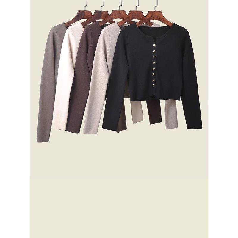 American Sexy Metal Buckle Knitting Outer Wear Cardigan Long Sleeves Female 2025 Spring High Waist Short Pure Desire Sexy Top