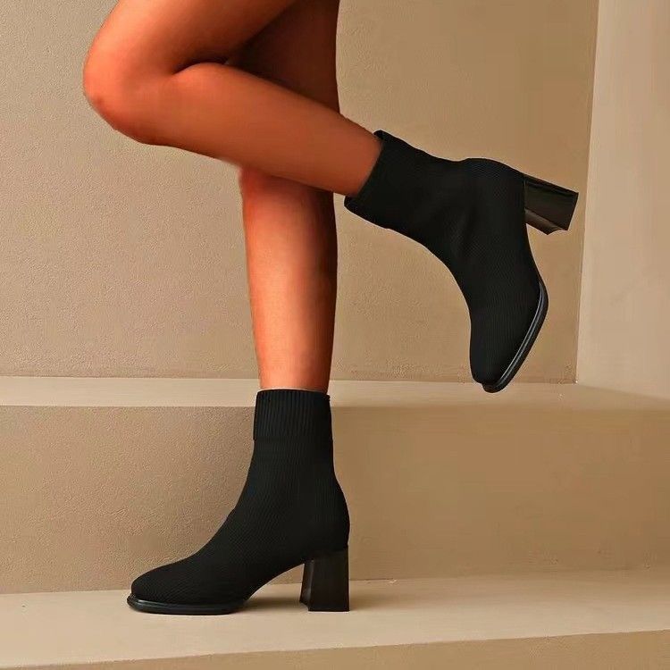 Internet Celebrity Elastic Thin Socks Boots 2025 New Thick-soled Women's Shoes Advanced Sense Muffin Thick-soled Small Boots