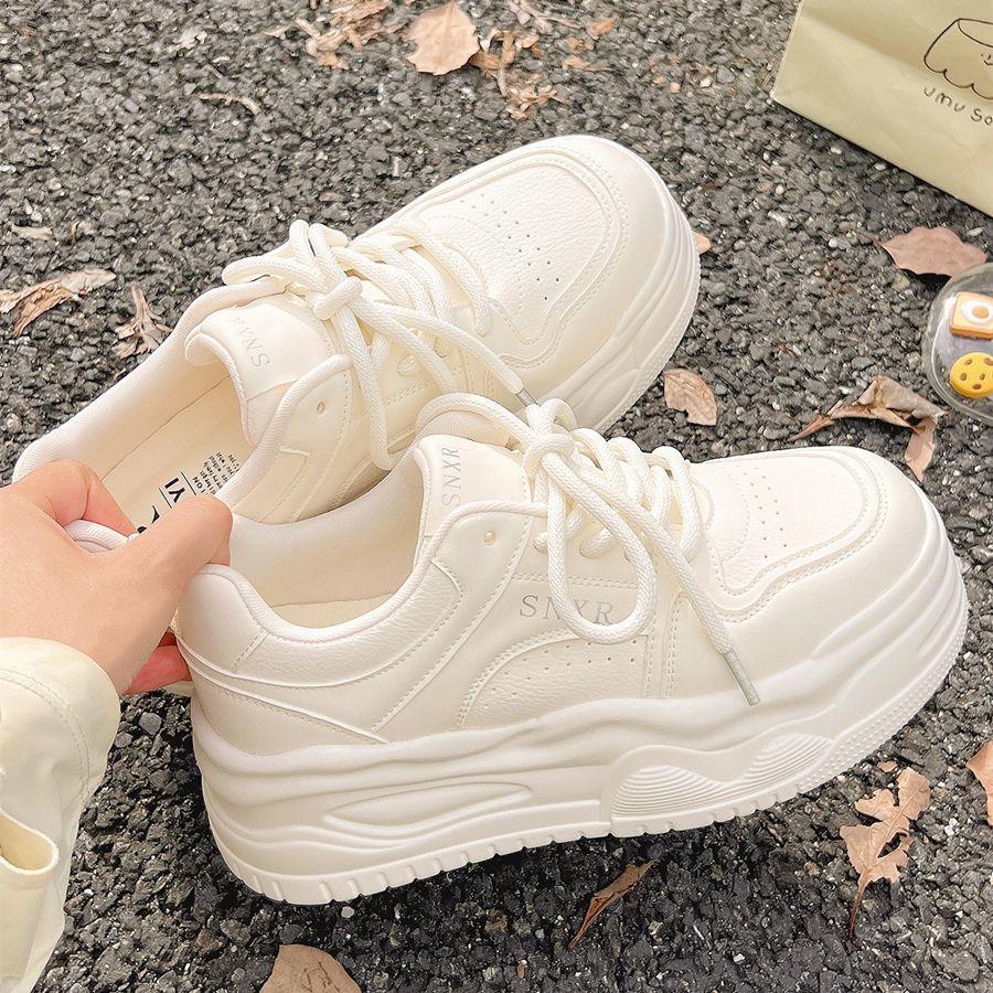 Women's New Breathable Thick-soled Heightening Board Shoes Are Versatile with Wide-leg Pants, Not Tired Feet and Light Casual Shoes