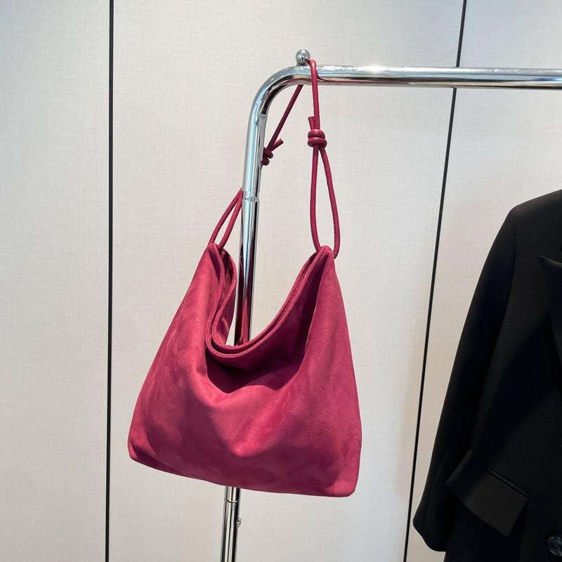 Vintage Casual Commuter Tote Bag For Women With Spacious Design And Chic Style