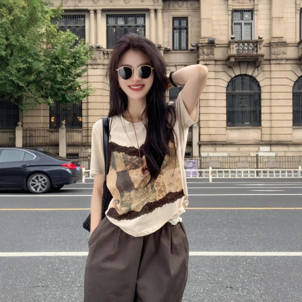 Korean chic chic fake two-piece front shoulder short-sleeved T-shirt for women's summer unique beautiful and good-looking slim top