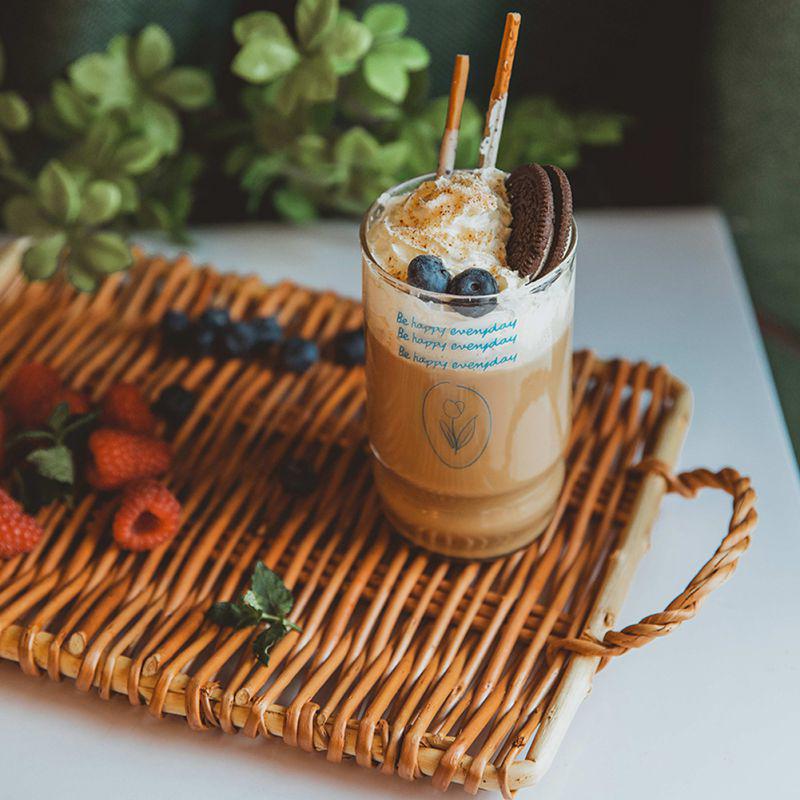 

Rattan Storage Tray Woven Picnic Basket Fruit Snacks Portable Storage Baskets Display Desktop Serving Tray with Handle