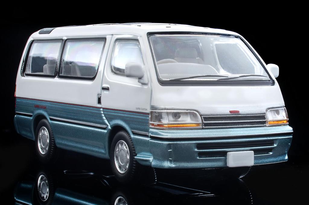 Tomica Limited Vintage Neo Toyota Hiace Wagon Super Custom Blue 90 Year Finished Product 1/64 LV-N208d White/Light