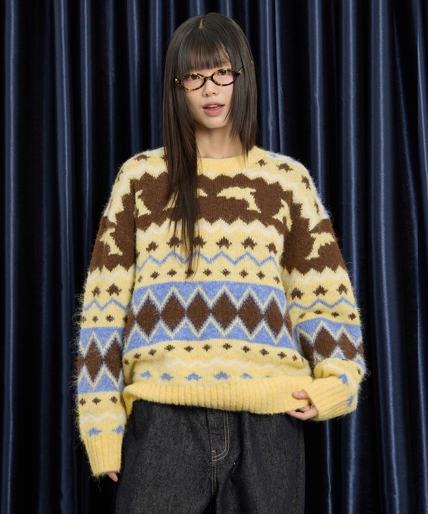 WAIKEI Dolphin Hairy Graphic Knit Yellow