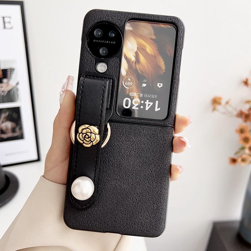 Pearl Camellia Leather Handheld Wristband Compatible with Find N3 Flip Foldable Zflip5/4 Phone Case Protective Case