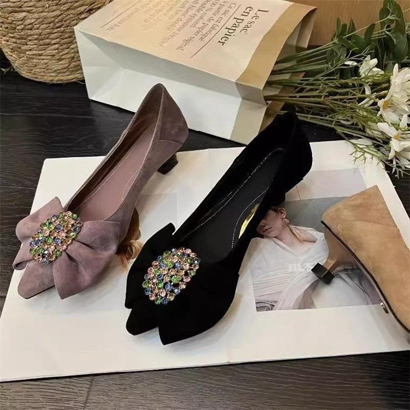 Wiosna i Jesień szpilki z kokardką i cyrkoniami damskie nowy minimalistyczny styl jednokolorowe miękka skóra do pracy damskie lekkie buty na płaskiej podeszwie