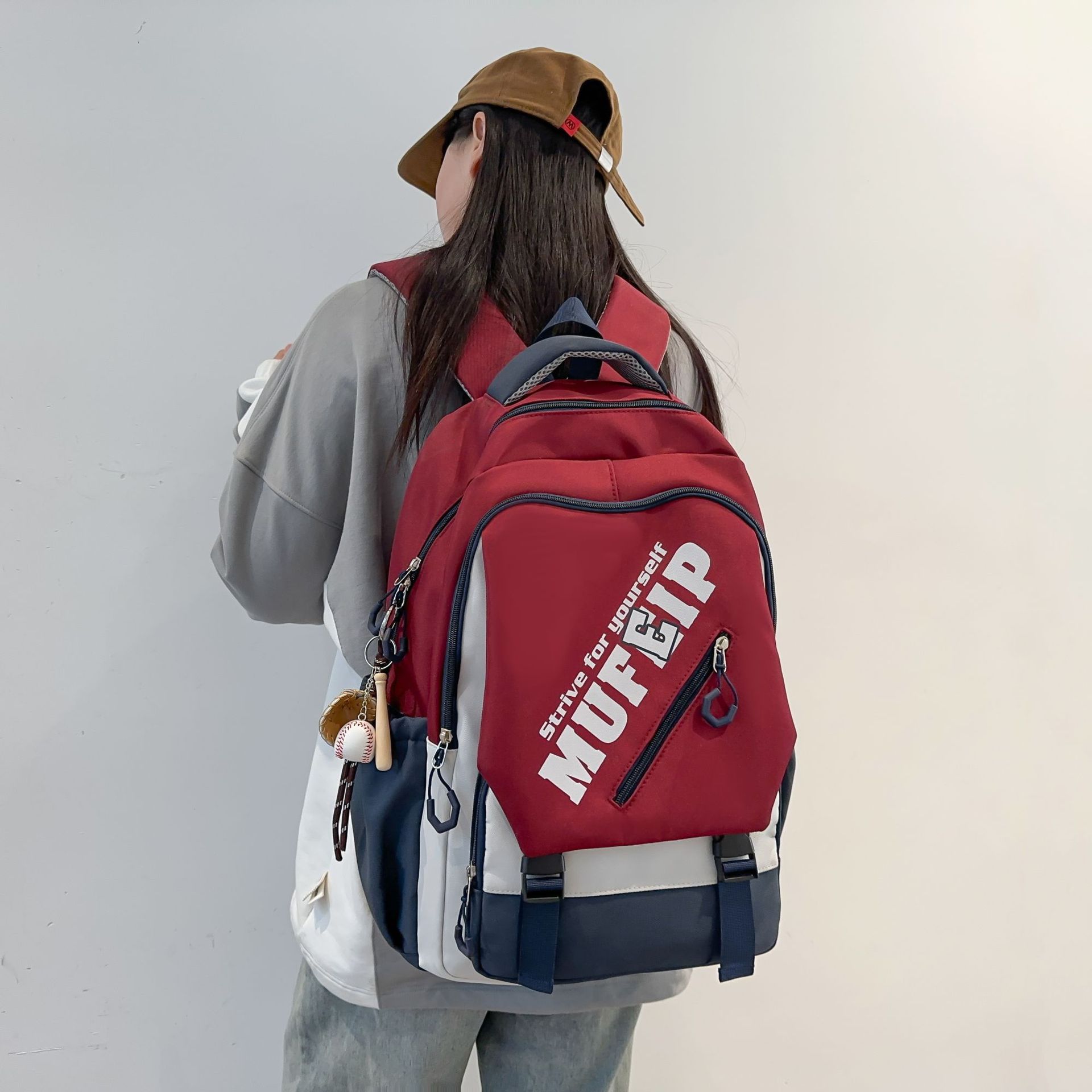 

Large-capacity Backpack, Fashionable and Casual Backpack with A College Style червоний