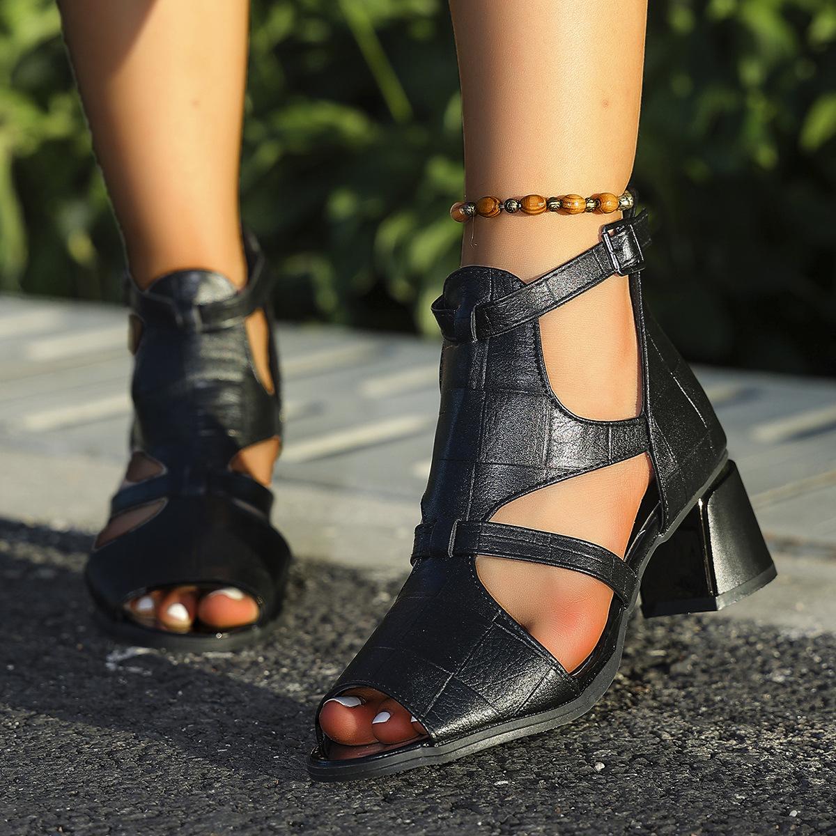 

Foreign trade summer mother high-heeled sandals women s new women s sandals thick heel hollow strap rear zipper fish mouth sandals 42 чёрный