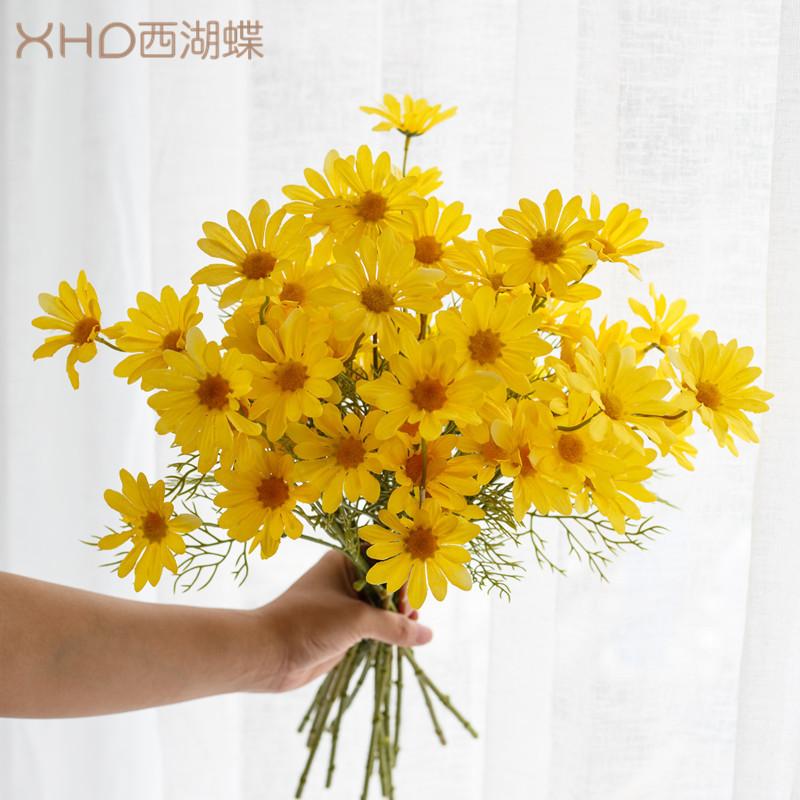 5 Köpfe Künstliche Blume Kamille Simulation kleine Gänseblümchen Hochzeit Zuhause Festival Vase DIY Fotografie Dekoration Requisiten Tisch