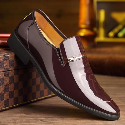 Žhavý výprodej pánské italské kožené boty nazouvací móda Pánské kožené mokasíny Formální pánské boty Pánské boty se špičatou špičkou