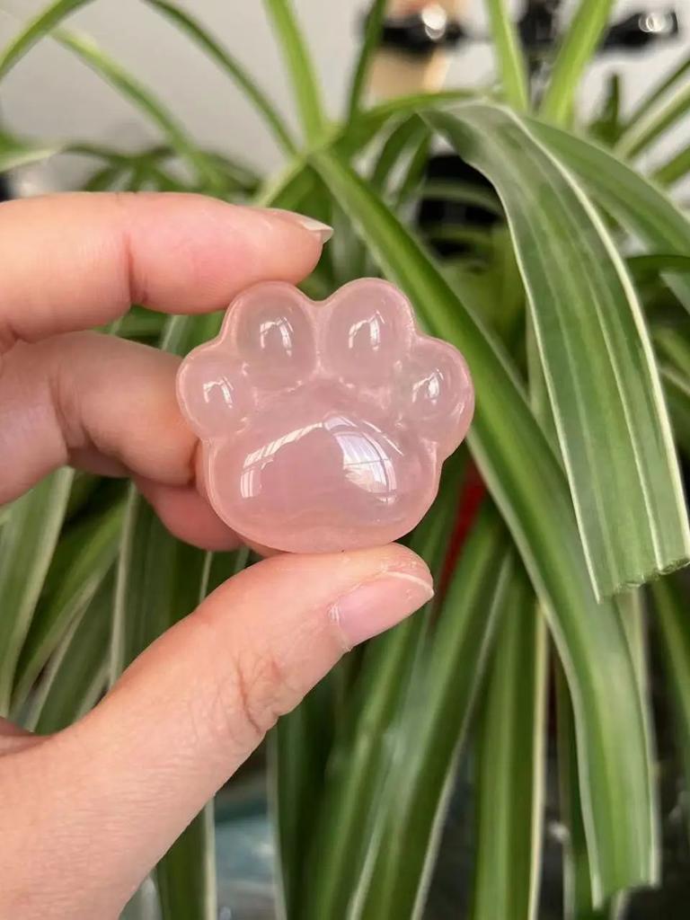 Natural Mineral Crystal Rose Quartz Cat Claw Carving Creative Ornament Special Gift Jewelry Decoration