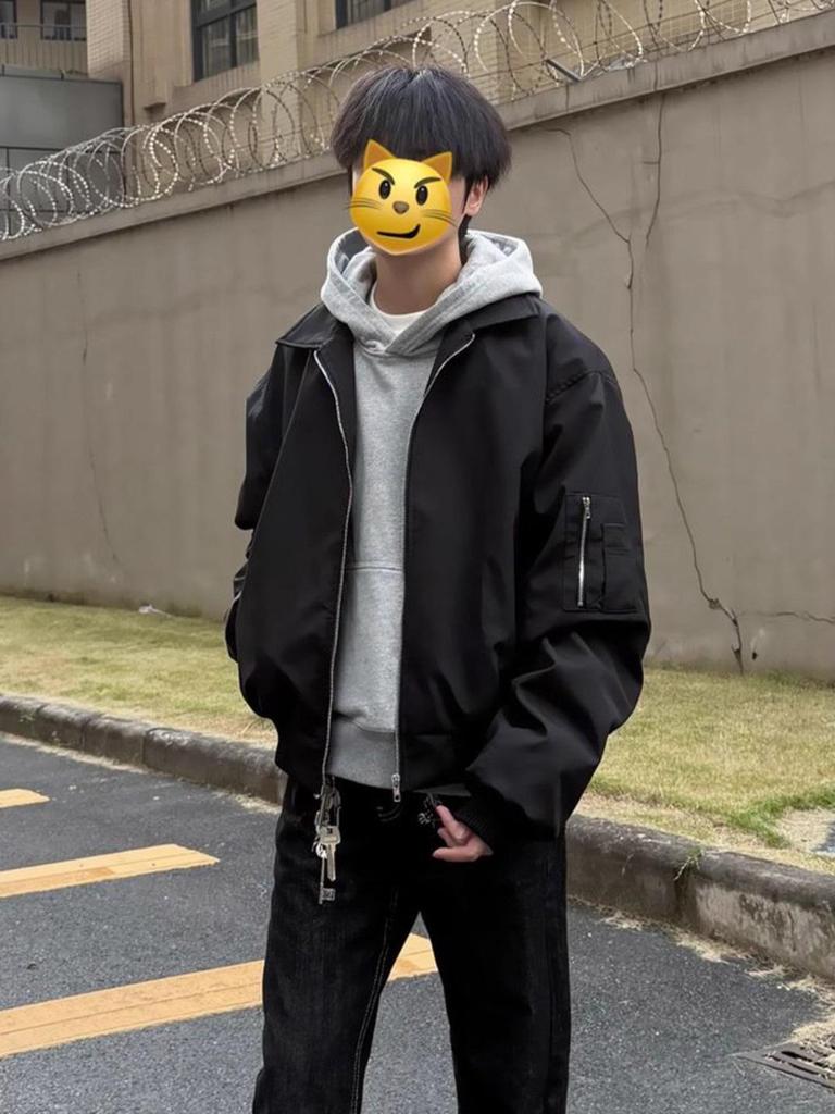 Men's Black MA1 Bomber Jacket - Autumn Streetwear Cool Lapel Short Silhouette Baseball Outerwear.