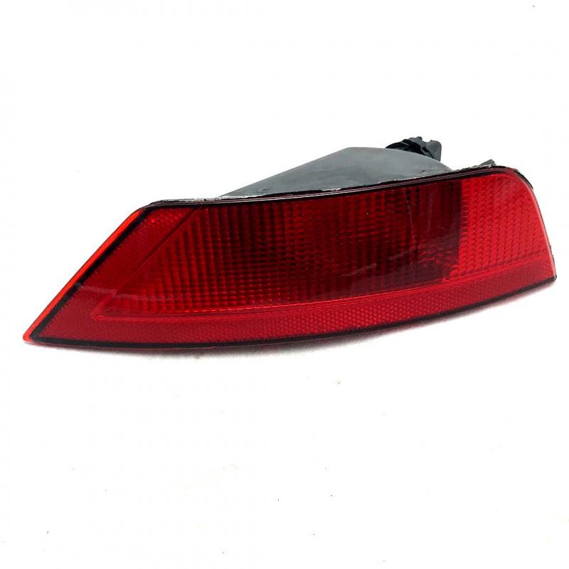 Compatible Rear Bumper Light for 09-13 Ford Focus Hatchback - Includes Reversing & Fog Light Functions Driver s side