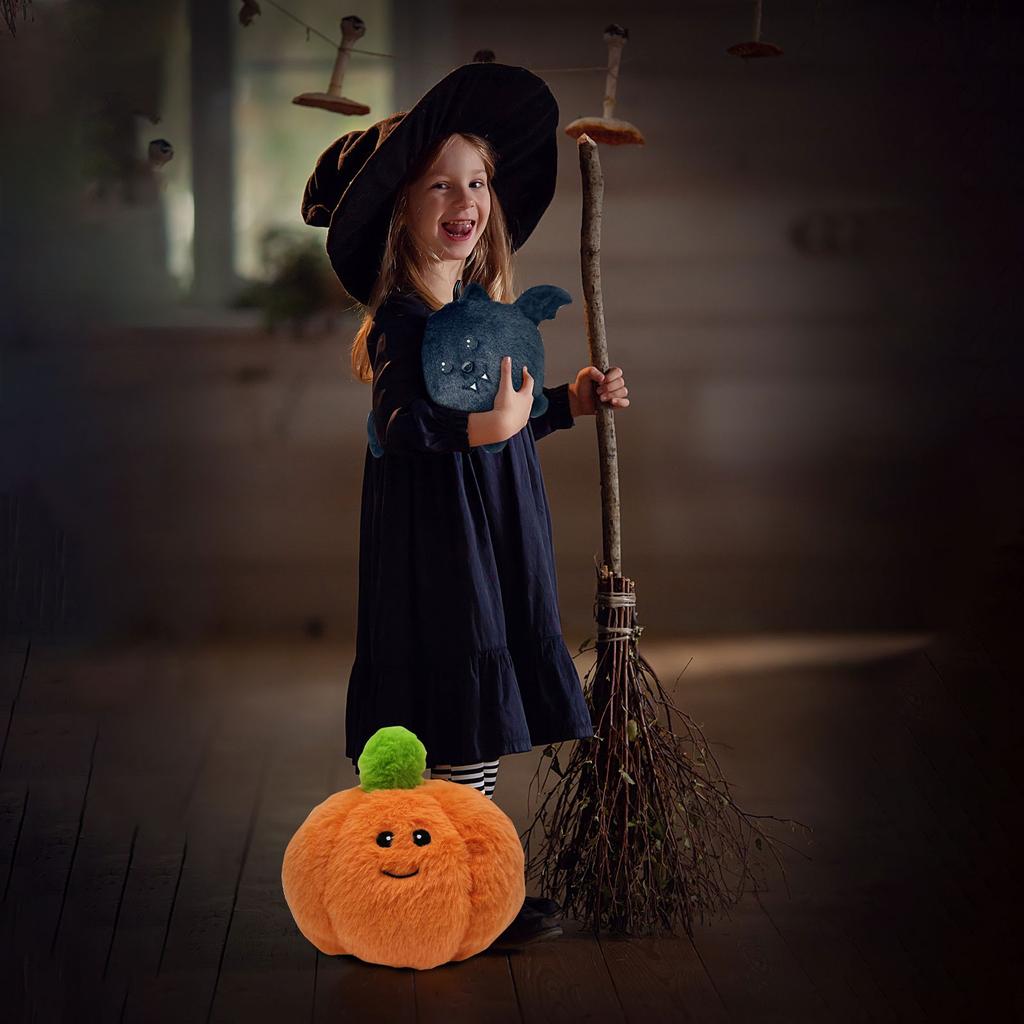 Dětská hadrová panenka roztomilá plyšová panenka jako dárek v kresleném stylu