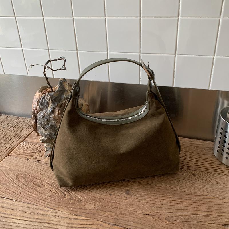 Suede bag women's large capacity 2025 new autumn and winter retro shoulder messenger bag commuter tote bag women's bag