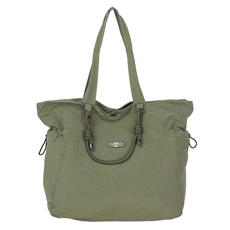 

Nylon washed wrinkled couple big bag simple and lightweight going out shopping bag casual dopamine trend shoulder bag one size fits all зелений