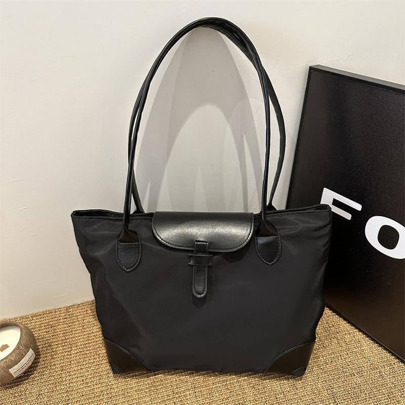 

Trendy Spring Large Capacity Tote Bag For Women Casual Chic Handheld Shoulder Bag In Multiple Colors чёрный