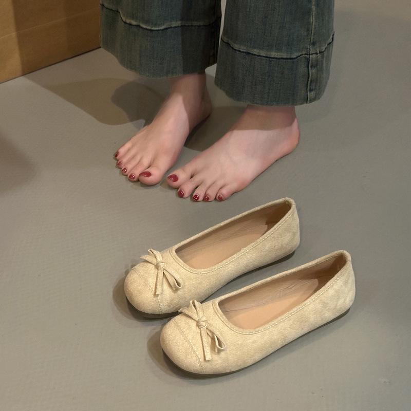 

Французские ретро балетки с бантом женские 2025 весна и лето новые с мелким вырезом на плоской подошве с юбкой одинарная обувь туфли бабушки 39 бежевый