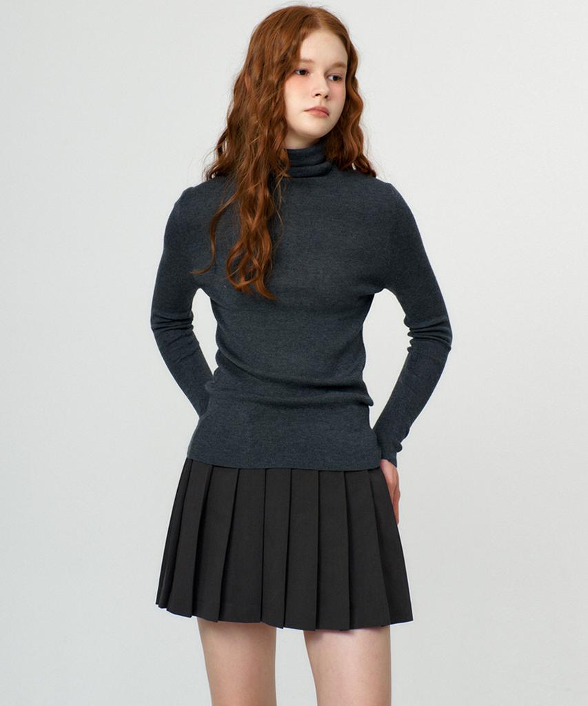 RAVEROUS Basic Turtleneck Knit_Charcoal