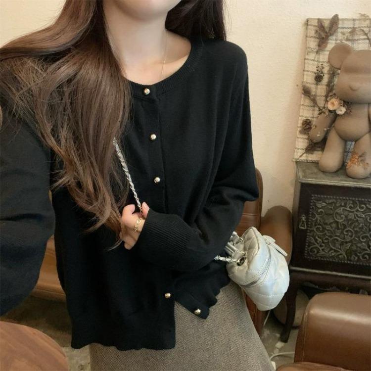 Herbst Koreanischer Stil Rundhals Cardigan Einreihiger Knopf Gestricktes Oberteil Weicher Wachsiger Schlankmachender Mantel für Damen