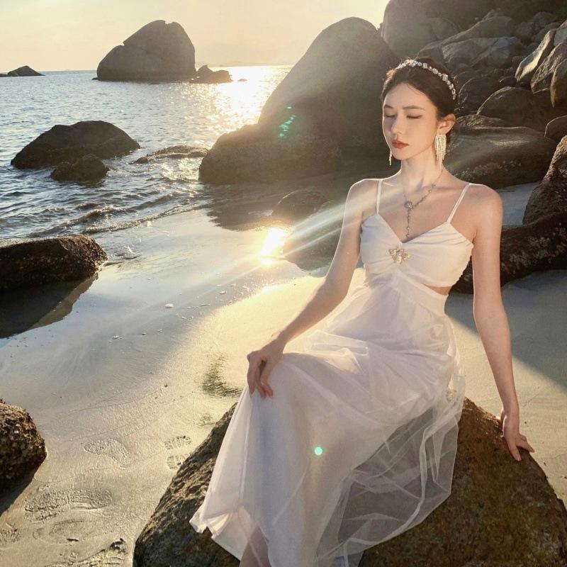 French Sexy Pure Desire Wind Mesh Fairy Gas Hollow Suspender Gauze Skirt High-end Temperament Dress White Chiffon Other