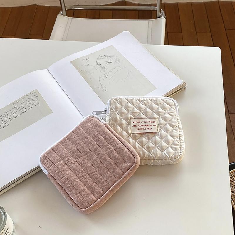 Korean Sanitary Napkin Storage Bags Large Capacity Girls Cartoon Physiological Period Tampon Organizer Bag for Women
