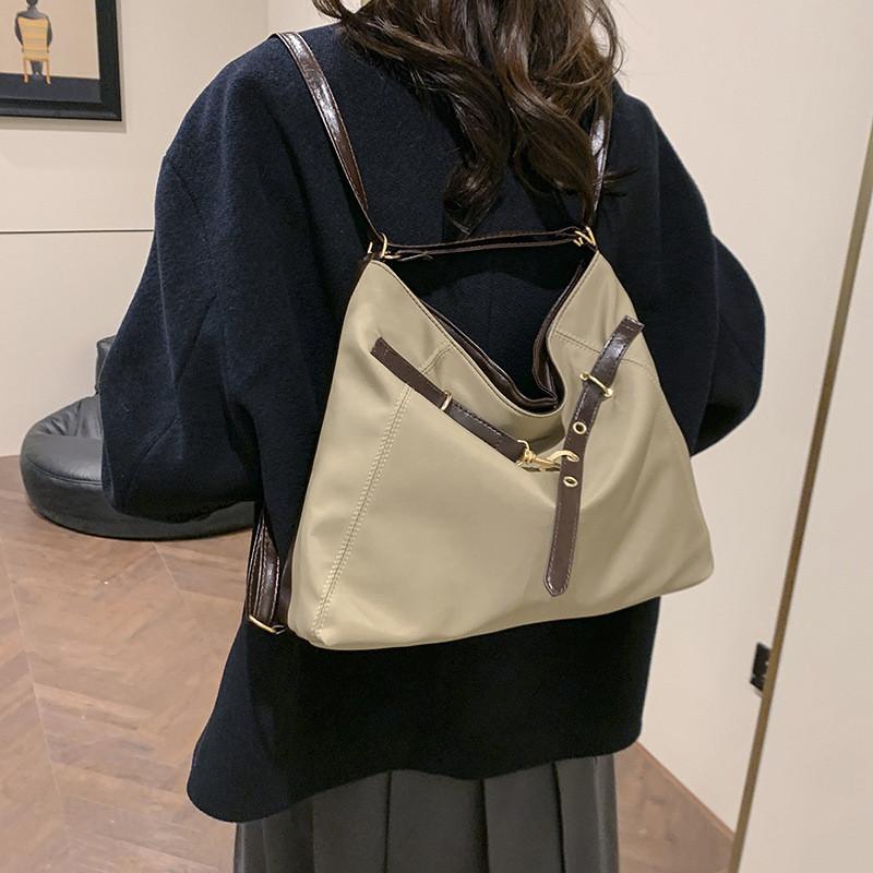 Chic Versatile Tote Bag For Women Spacious Nylon Handbag Ideal For Everyday Use