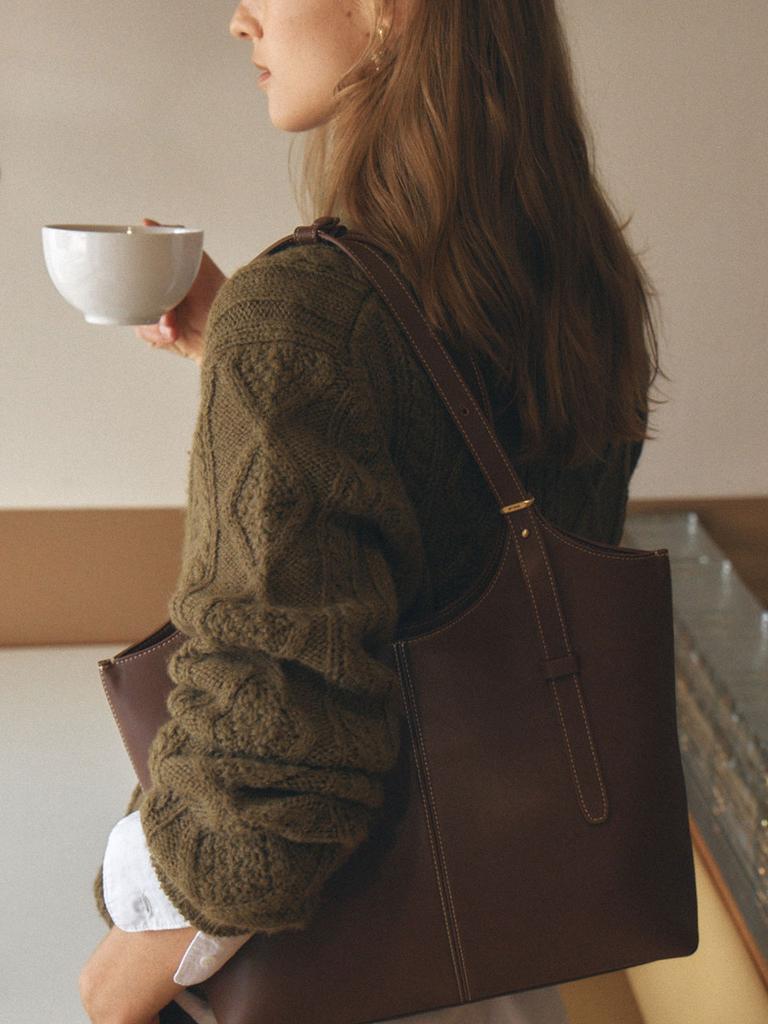 Demeriel 90 Veneta Bag Medium Wood Brown