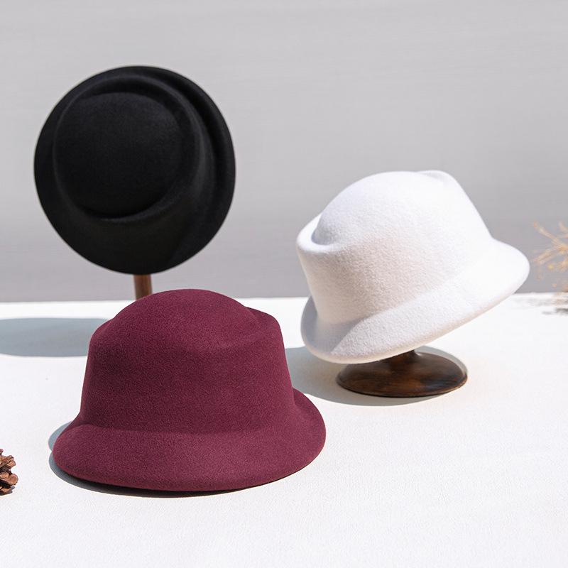 2025 Women's Winter British Retro Wool Felt Top Hat with Elegant Upturned Brim