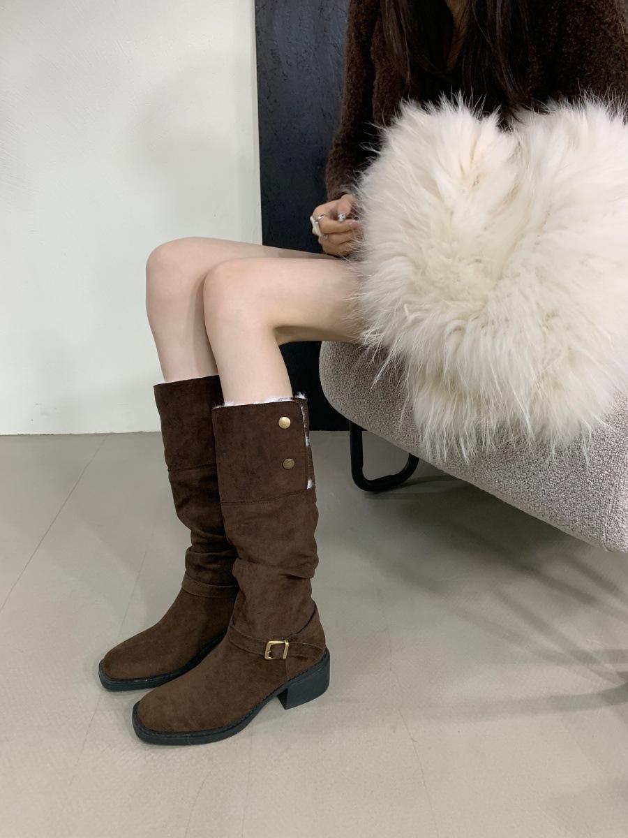 

Модные ботинки из французской замши с плиссированным голенищем, женские ботинки на толстом каблуке, облегающие, универсальные, из мягкой кожи, ковбойские ботинки, высокие велосипедные ботинки 39 темно-коричневого