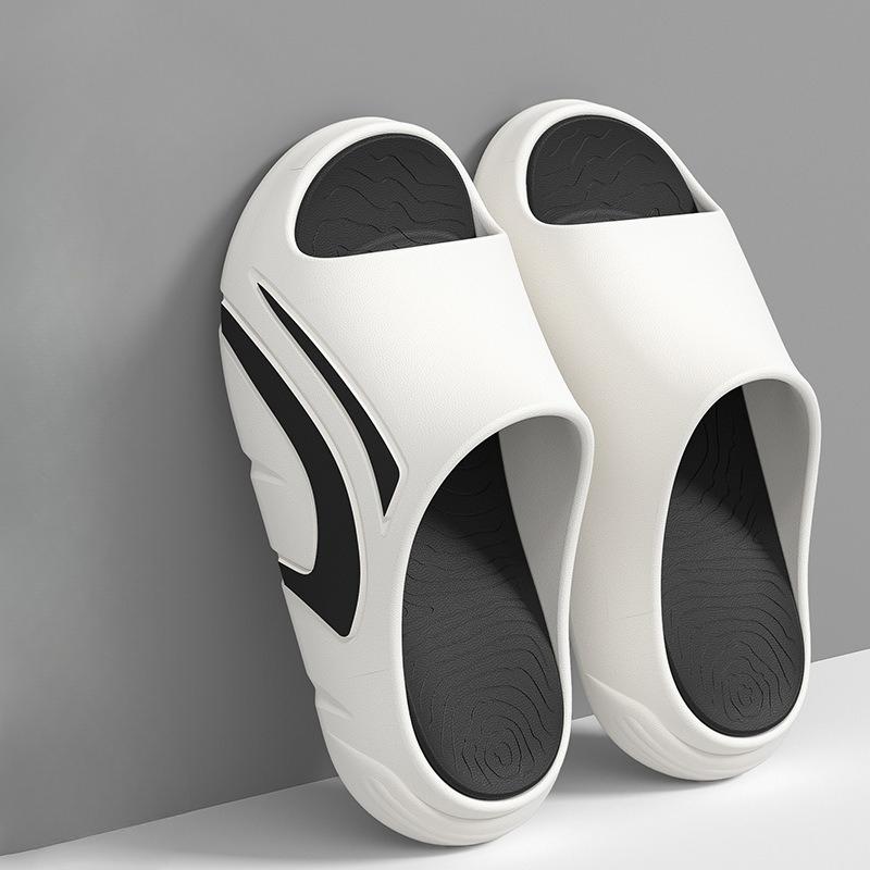 Slop-staining Shoes with Thick Soles. New Style Shoes. Indoor Anti-slip Men's Shoes. Sandals.