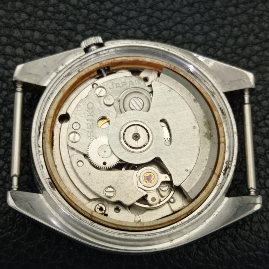 AUTOMATIC 7009A VINTAGE SEIKO 5 JAPAN MENS BLACK COLOR DIAL WATCH A701498-5 R206b-a701498