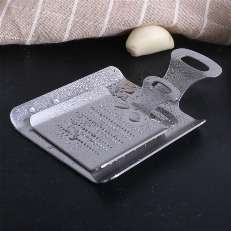 1PCS Creativity Stainless Steel Garlic Grinder Spoon Manual Ginger Grinder For Kitchen Tool