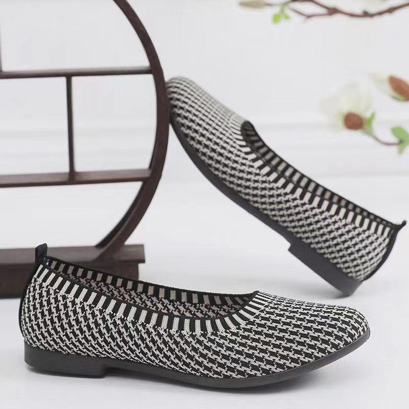 Women's single shoes summer new flying woven shallow mouth one pedal casual lazy shoes flat women's shoes mother shoes