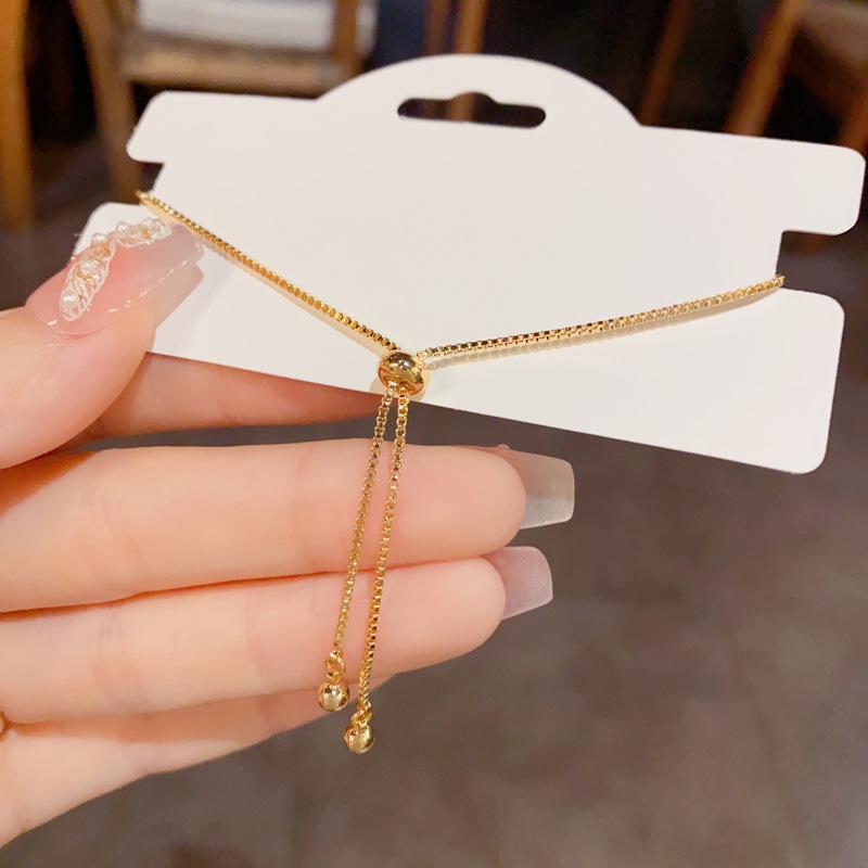 Temperament Fashion Small Fresh Crystal Maple Leaf Cat's Eye Stone Bracelet Light Luxury Versatile Design Hand Jewelry