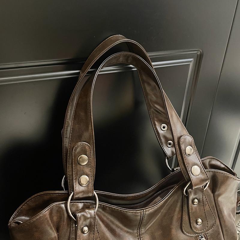 Fashion Leather Shoulder Bag for Women Multi Compartment Square Bag Retro Crossbody Bag Perfect for Shopping Daily Life and Weekend Outings