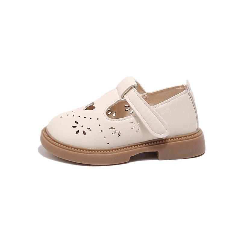 Girls Leather Shoes Heart Hollow Princess Sweet Classic Cut-outs Breathable T-strap 2025 Spring Summer New Kids Flats Chic Soft