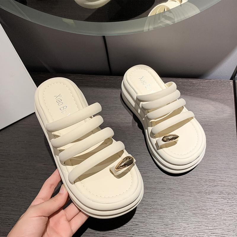 Fashion Thick Soled Sandals Women's New Open Toe Black Beige Slippers Sandals 7CM Summer Female Roman Beach Platform Heels Women Slides
