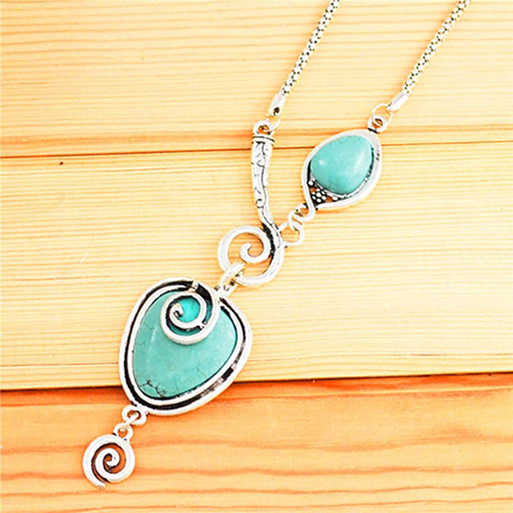 Women's Vintage Heart Bib Turquoise Necklace